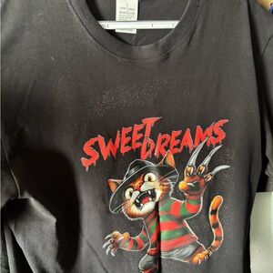 Sweet Dreams Cat Graphic T-Shirt